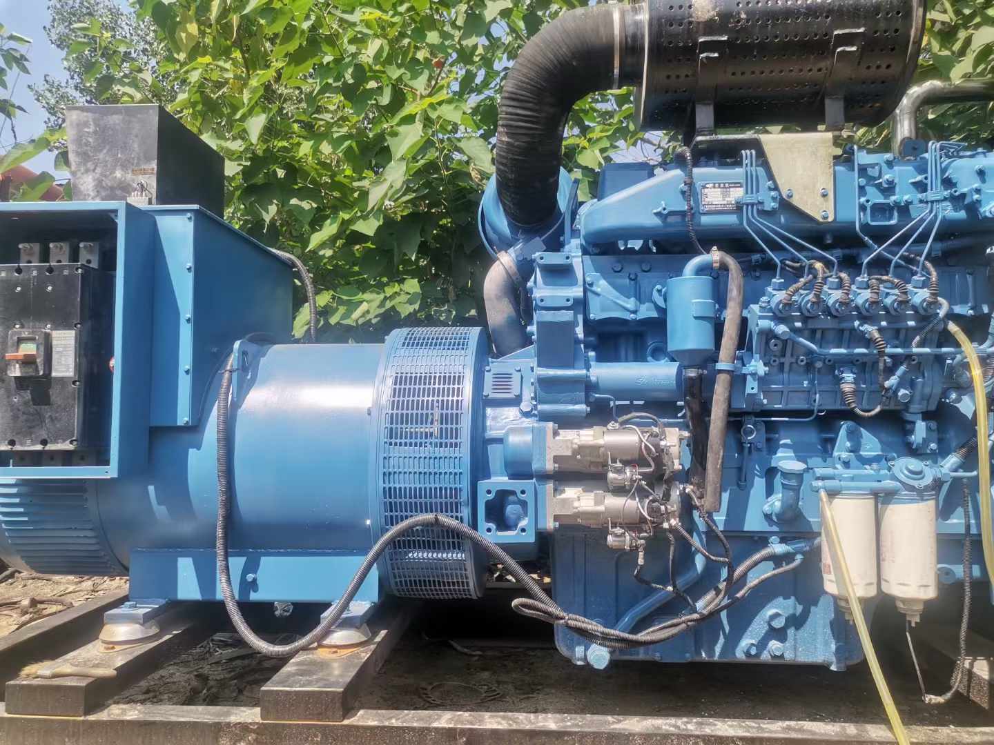 丰泽详细说明降低 800kW 柴油发电机输出电流波动的方法