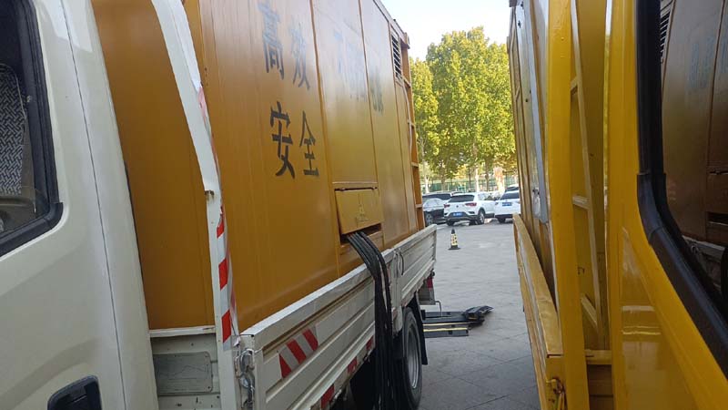 丰泽如何判断柴油发电机组和UPS电源的切换时间是否符合要求？