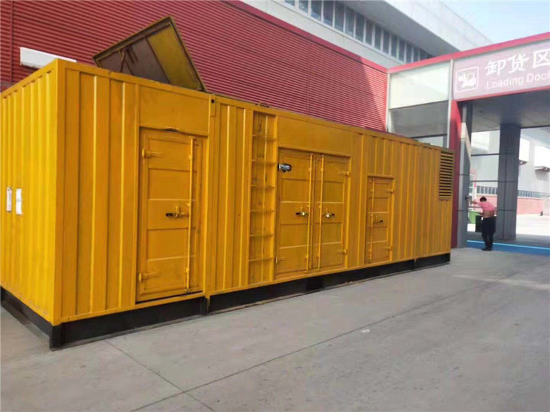 丰泽国内外发电机组租赁合同在明确设备维护责任方面有哪些不同做法？